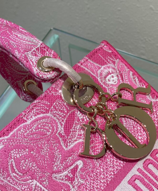 2985397-2985397-0-0-0-0-0-0_3