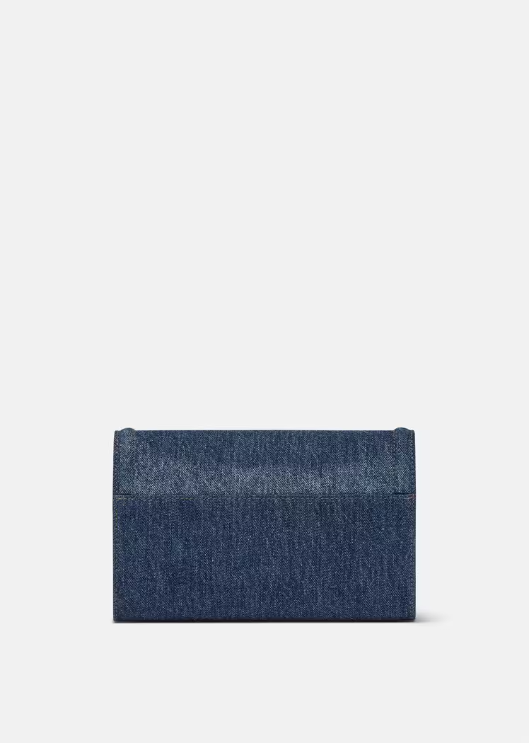 3143884-3143884-0-0-0-0-0-0_2