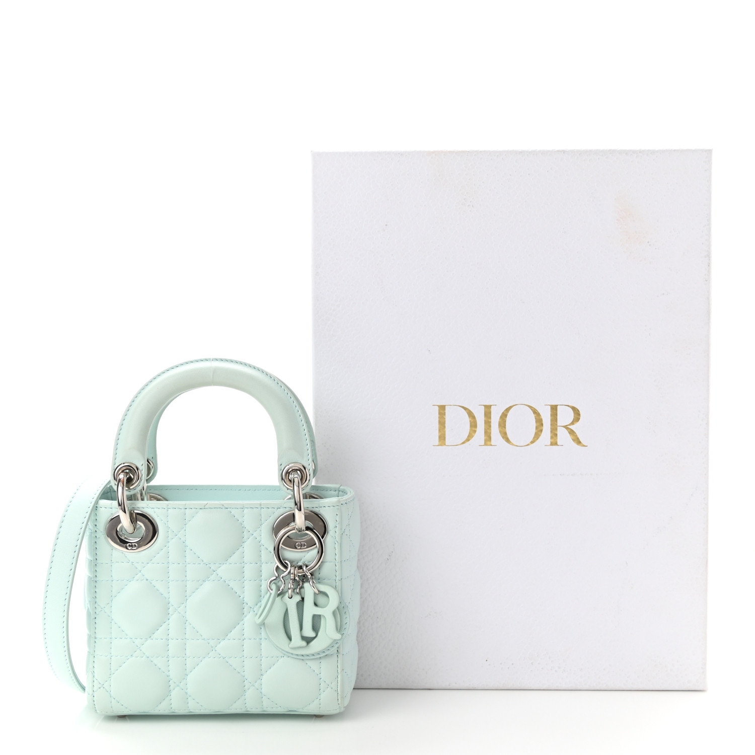 3215826-3215826-0-0-0-0-0-0_3