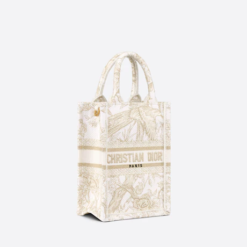 MINI DIOR BOOK TOTE PHONE BAG Dior Jardin d'Hiver Embroidery with Gold-Tone Metallic Thread (13 x 18 x 5 cm)