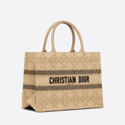 MEDIUM DIOR BOOK TOTE Natural Cannage Raffia (36 x 27.5 x 16.5 cm)