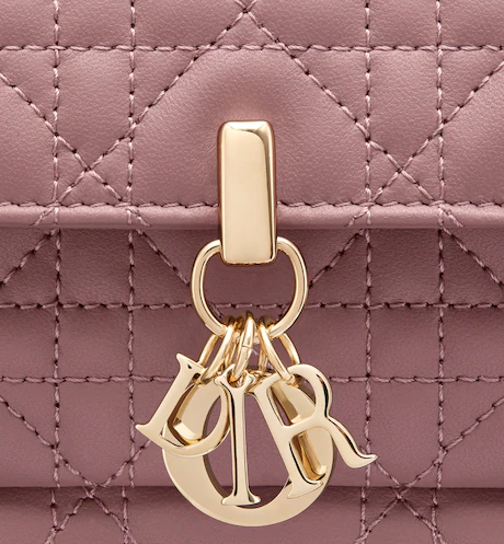 3244766-3244766-0-0-0-0-0-0_4