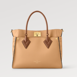 Louis vuitton M20633 On My Side MM